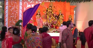 দুর্গাপূজার নবমী: রাজশাহীর মণ্ডপগুলোতে ভক্তদের ভক্তি-আরাধনা